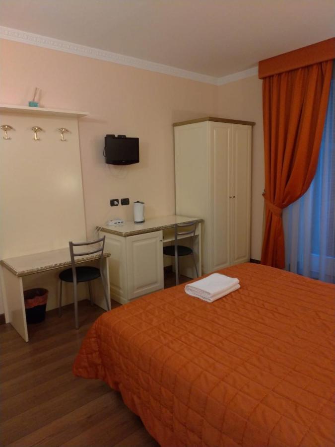 Termini Station Holidays روما المظهر الخارجي الصورة