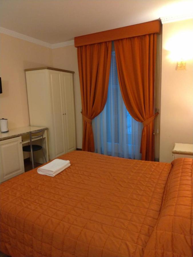 Termini Station Holidays روما المظهر الخارجي الصورة