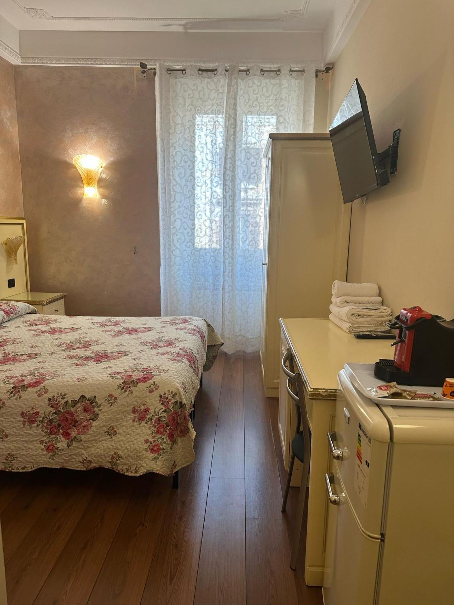 Termini Station Holidays روما المظهر الخارجي الصورة